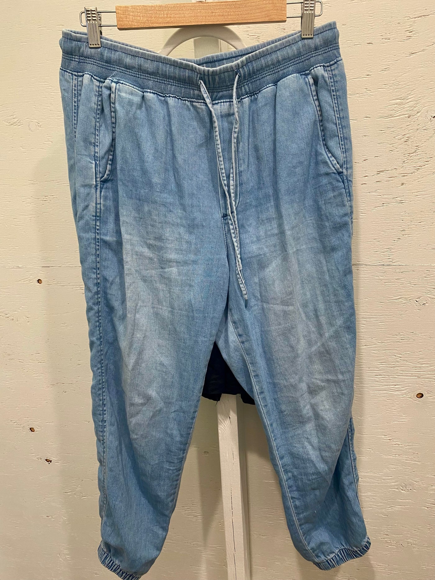 GAP Denim Wash Joggers