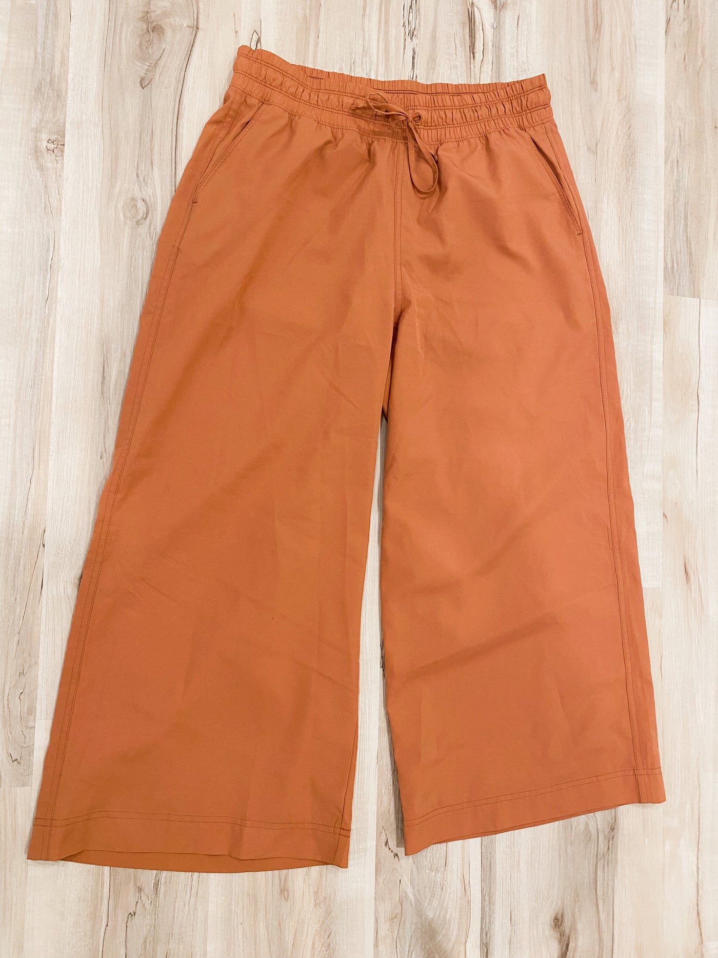 GAP orange athletic style cropped pants