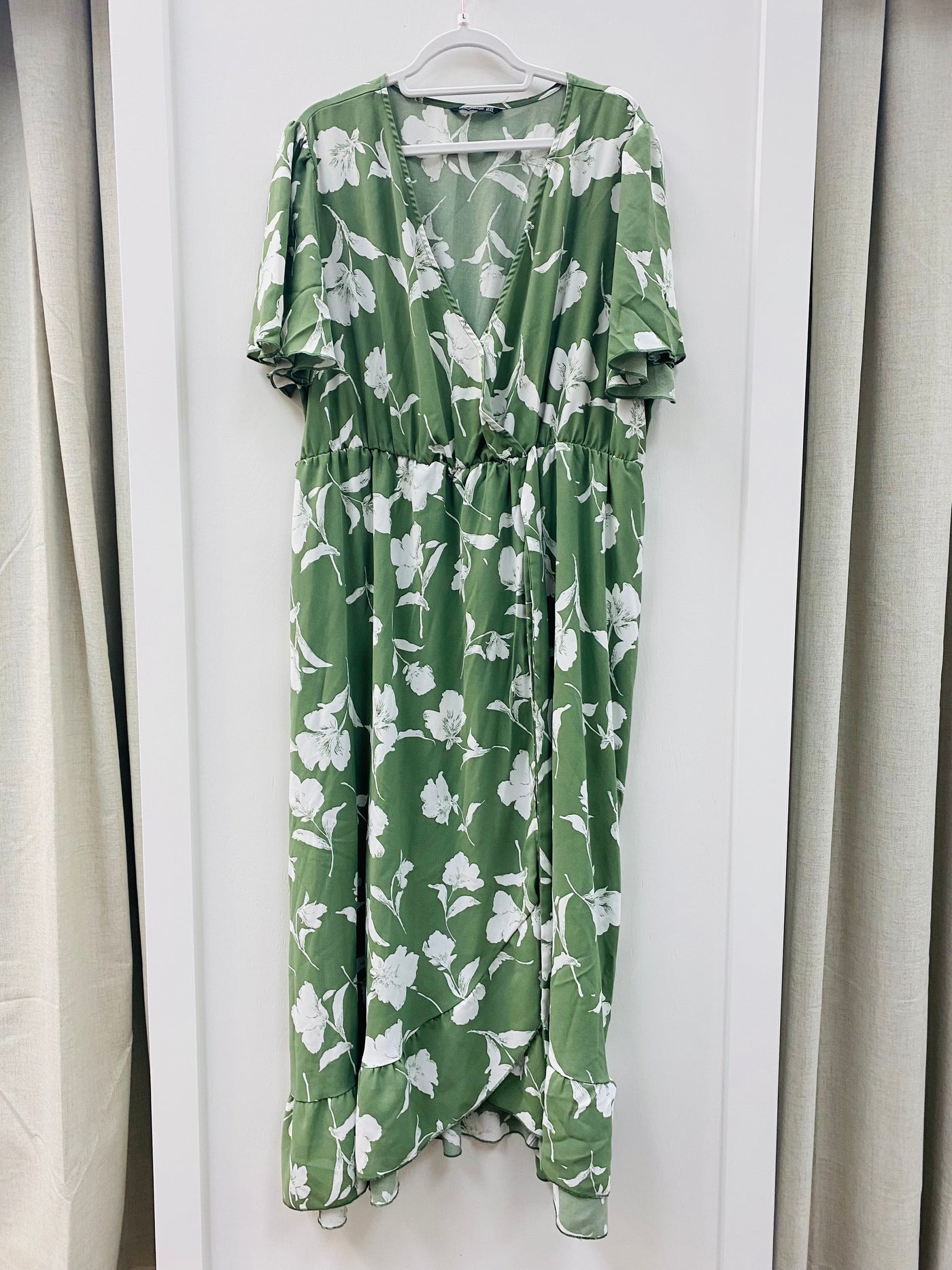 BLOOMCHIC green floral wrap dress