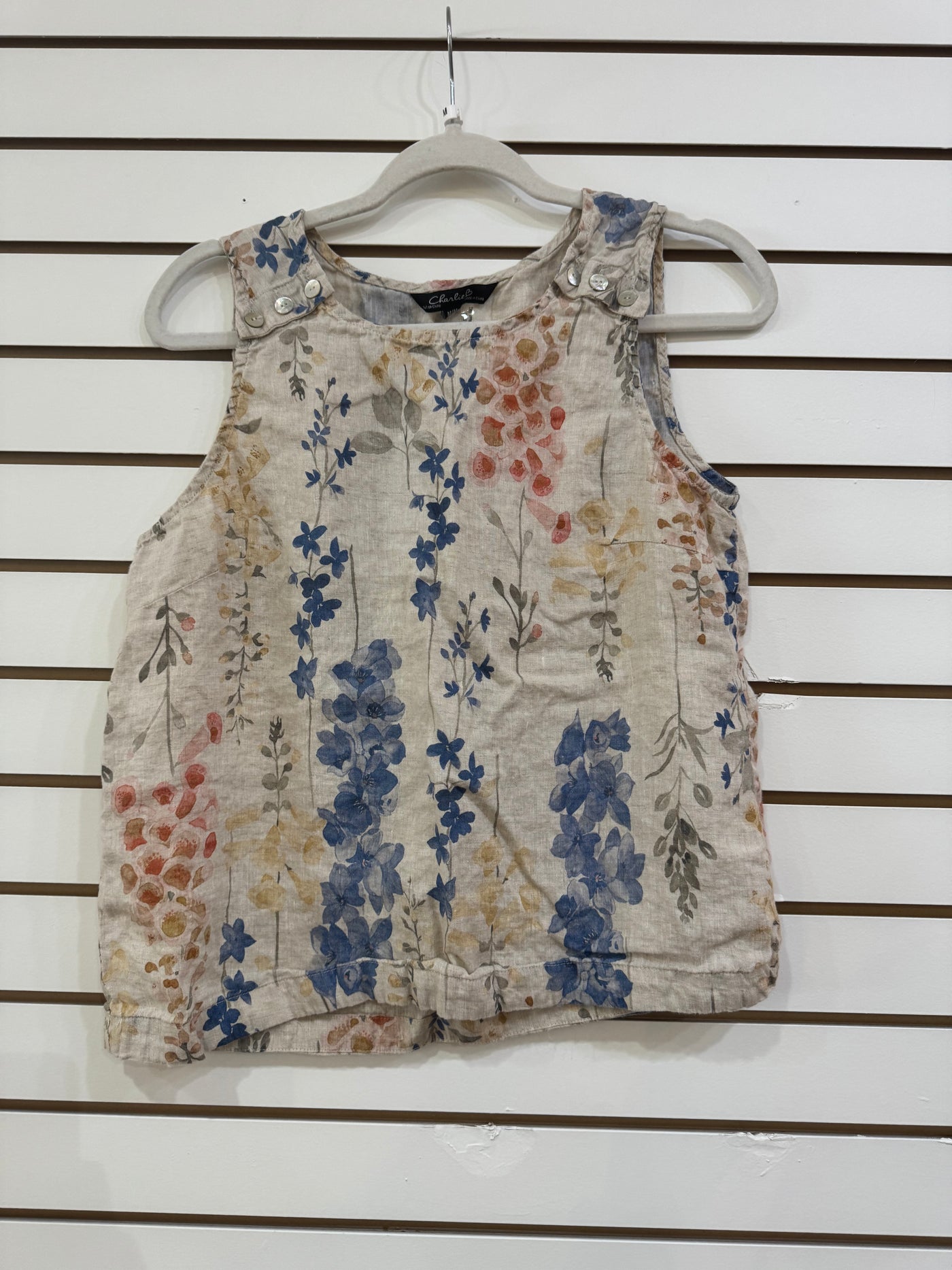 Linen floral blouse