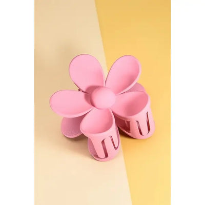 Oversized Flower Claw Clip