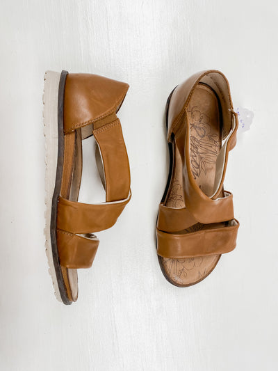 REMONTE Italian Leather Sandals