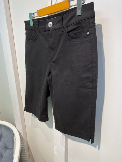 Stretchy Black Capri Shorts